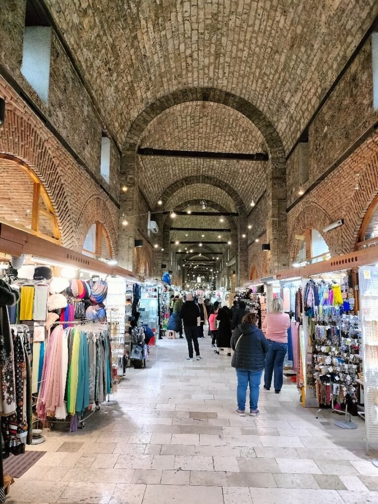 Gazi Hüsrev Bey Bezistan Çarşısı İçi