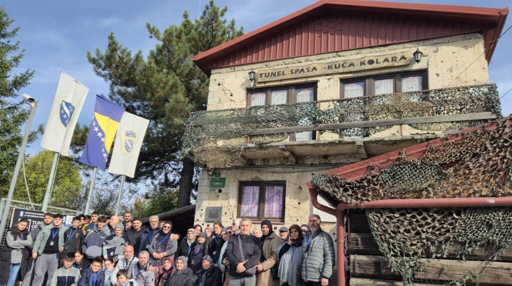 Şida Nine'nin Evinin Önü